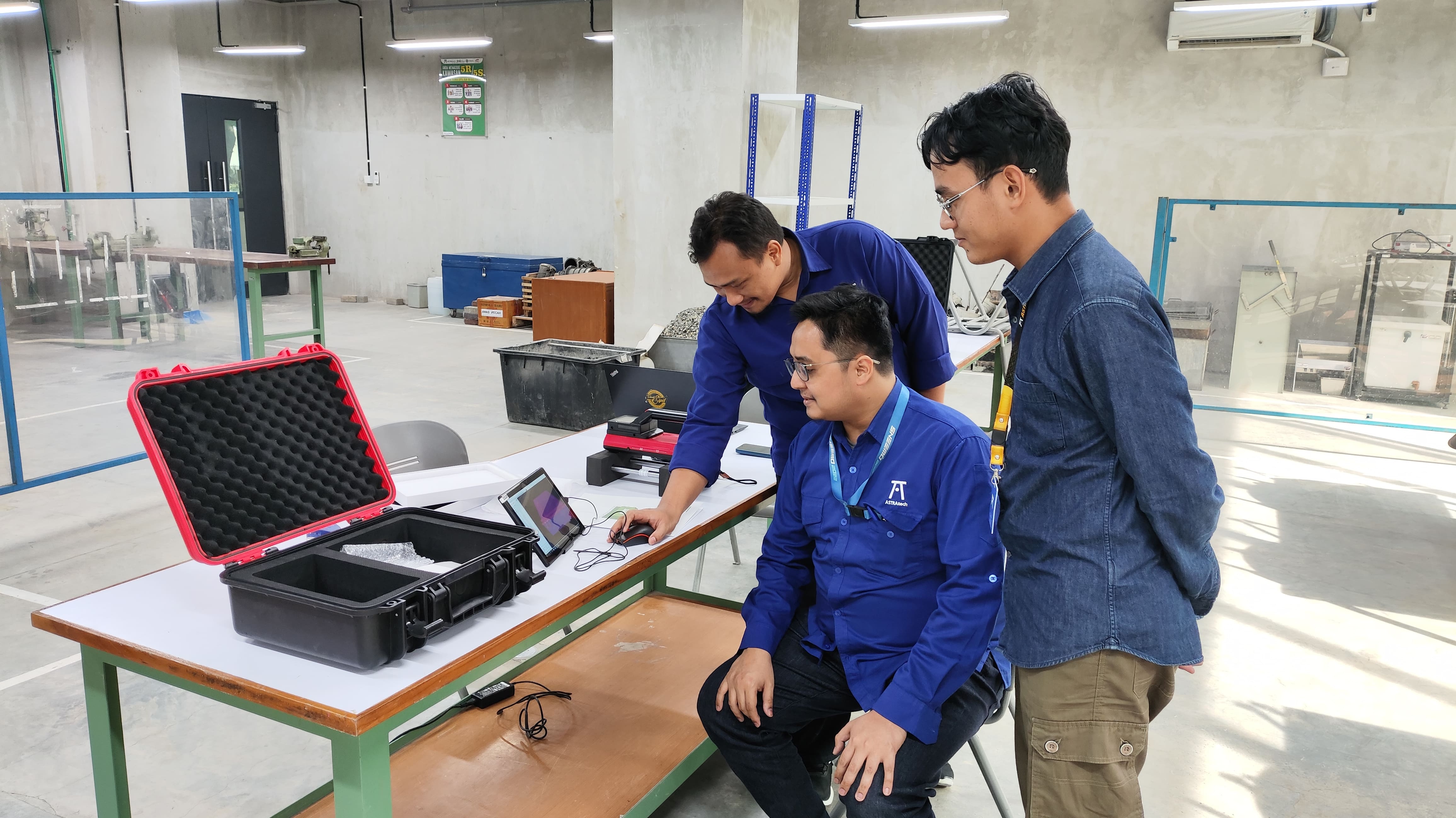 Serah Terima dan Training Alat Uji Non-Destructive di Politeknik Manufaktur Astra